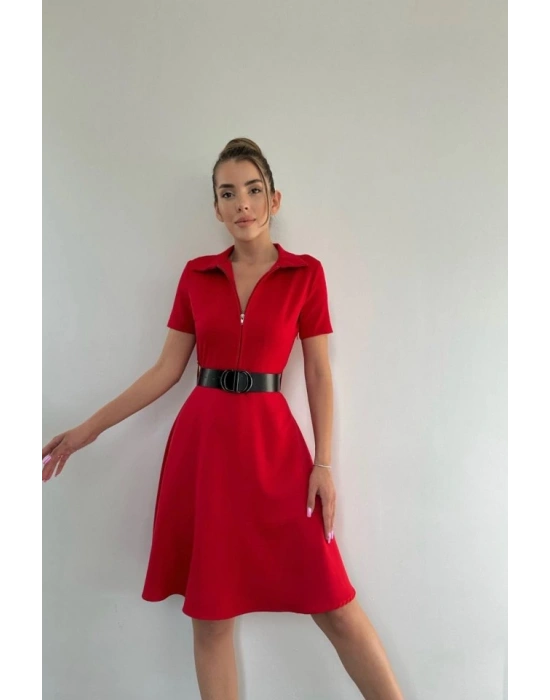 Kırmızı Kemerli Spor Elbise