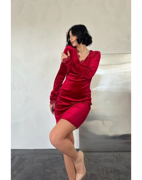 Kırmızı Yaka Ve Kol Dantelli Mini Elbise