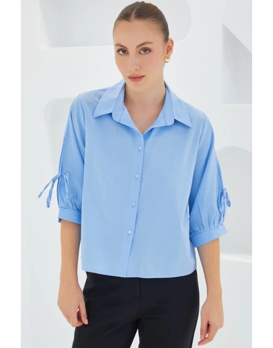 Kol Detaylı Mavi Crop Gömlek 20246