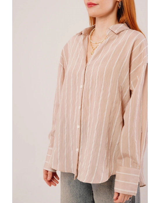 Kol Düğmeli Çizgili Bej Gömlek