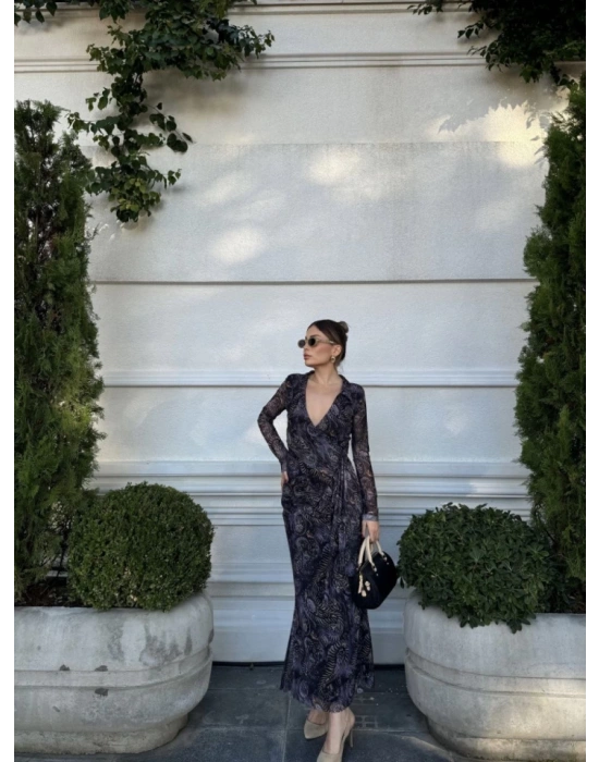 Kruvaze V Yaka, Fırfırlı Ve Bağcıklı Desenli Bluz Ve Midi Etek Takım  iyah