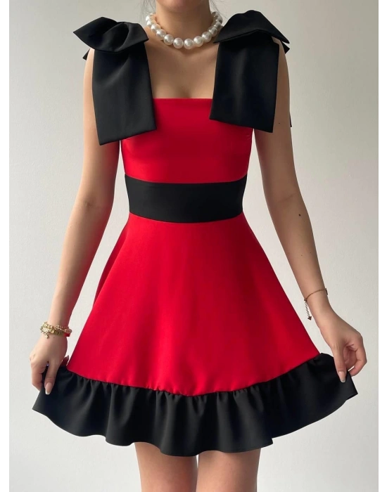 Miron Omuz Fiyonklu Elbise