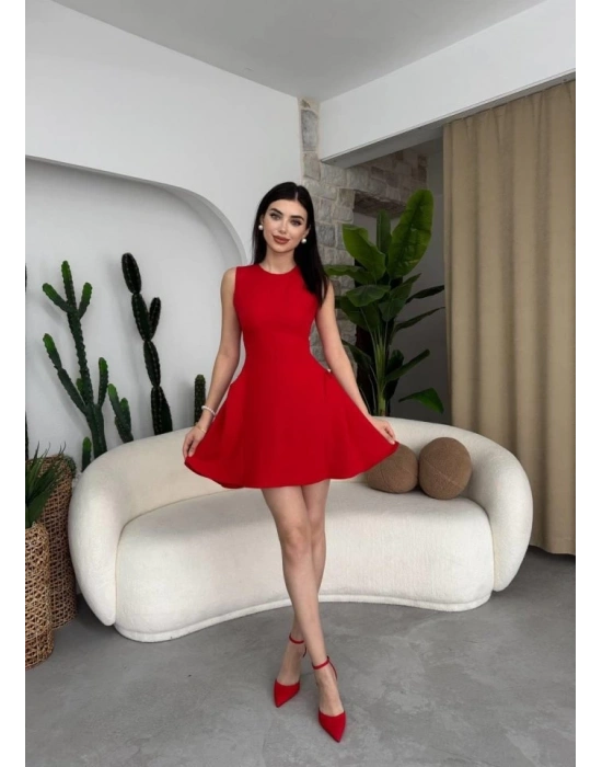 More İnci Detaylı Elbise