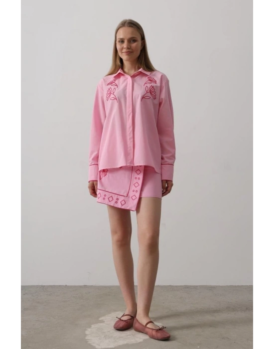 Nakış Detaylı Etekli Takım  Pembe