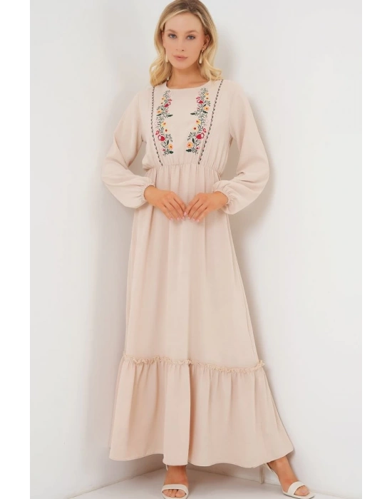 Nakışlı Uzun Tesettür Elbise 2550  Krem