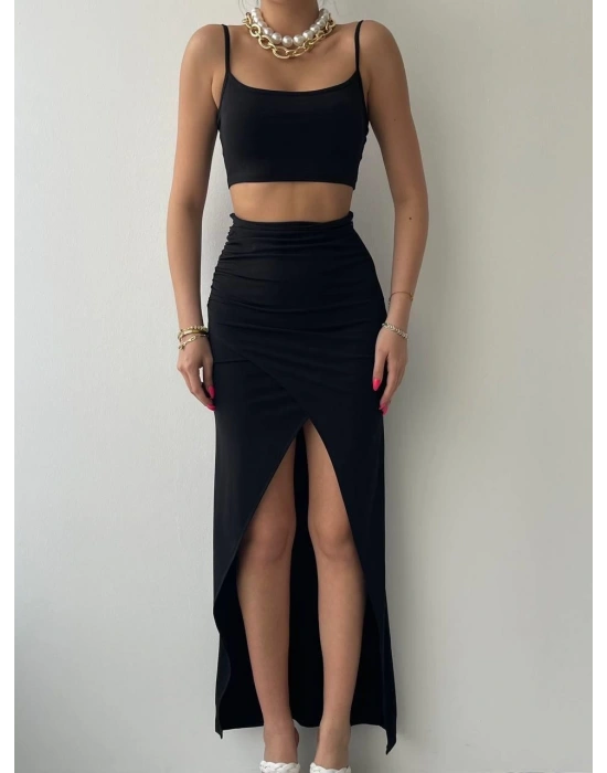 ole Kruvaze Etekli Askılı Takım