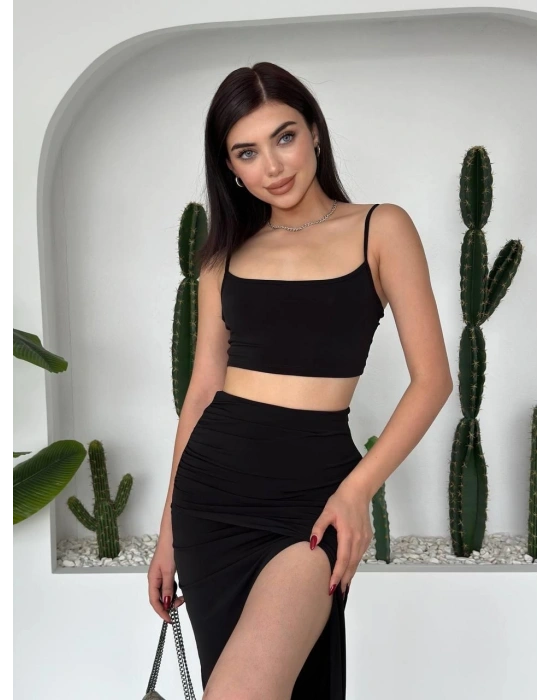 ole Kruvaze Etekli Askılı Takım