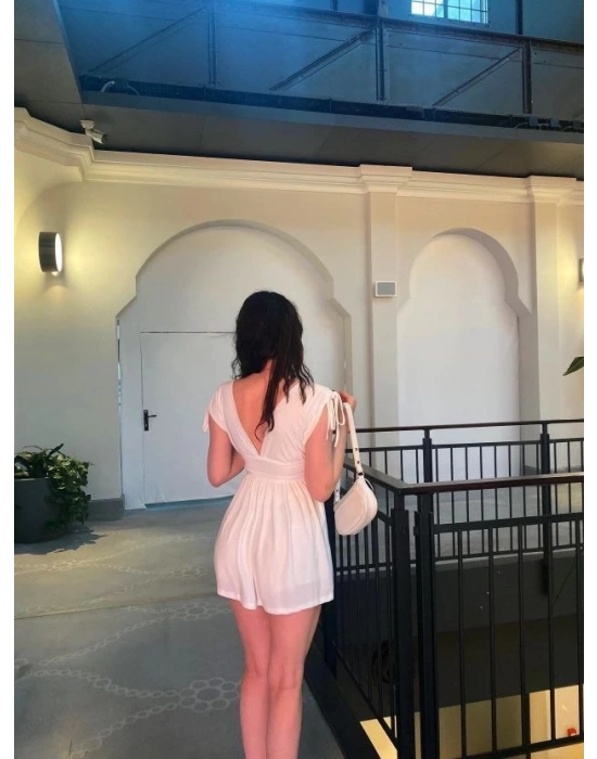 Omuzu Ip Askılı Şortlu Elbise  Beyaz