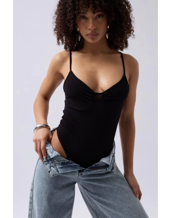 Önü Büzgülü Askılı Bodysuit