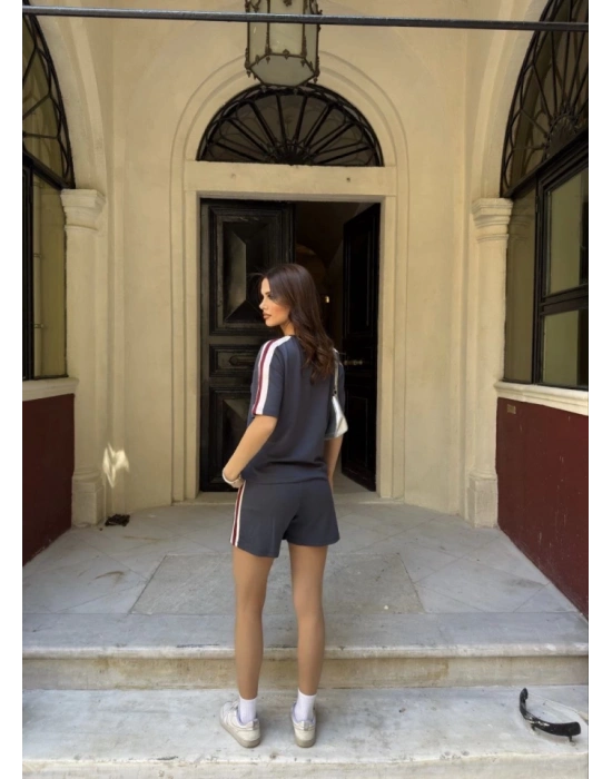 Osy odal Yumuşak Dokulu Kumaş Parçalı Bisiklet Yaka Tshirt ini Şortlu Etek İkili Takım  Füme