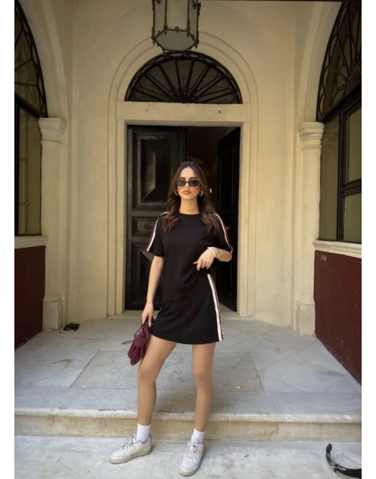 Osy odal Yumuşak Dokulu Kumaş Parçalı Bisiklet Yaka Tshirt ini Şortlu Etek İkili Takım  iyah