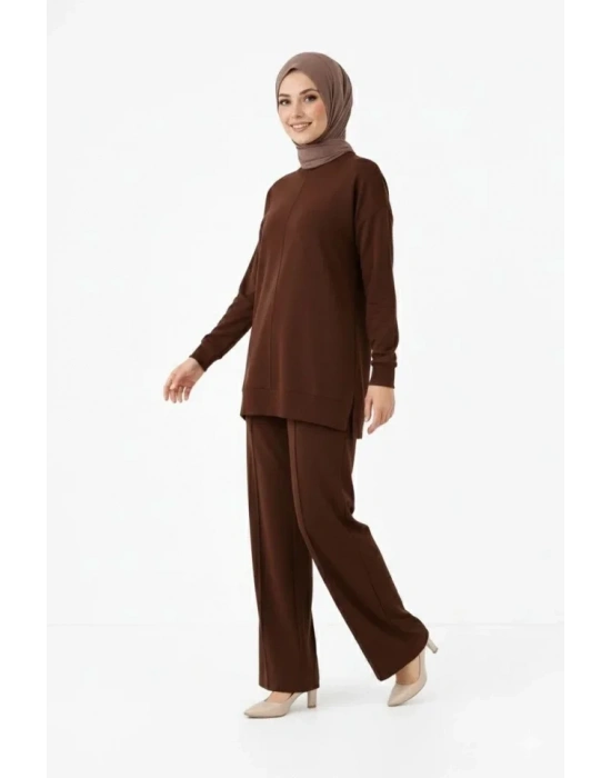 Osy odal Yumuşak Dokulu Tesettür İkili Takım Yan Yırtmaçlı Uzun Tunik Ve Düz Paça Pantolon, alaş Kalıp  Kahverengi