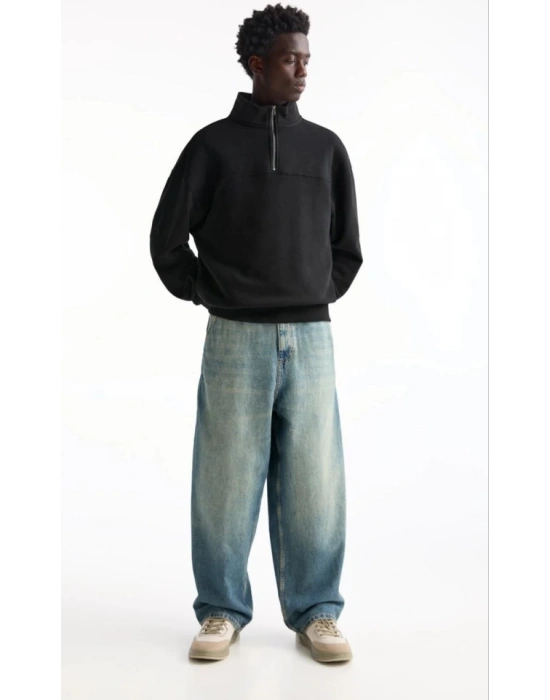 Oversize Yarım Farmuarlı Yakalı Basic weathirt  iyah