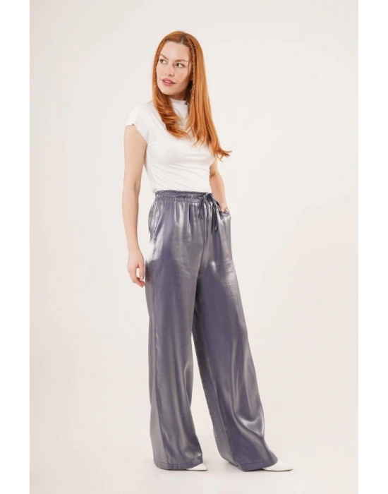 Parlak Görünümlü Cepli Mor Bol Paça Pantolon