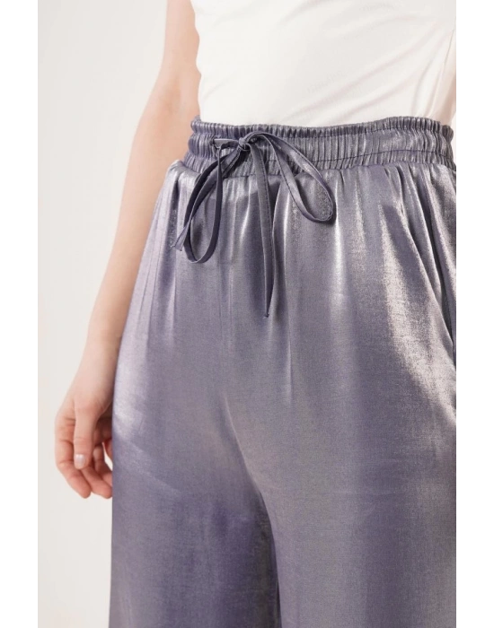 Parlak Görünümlü Cepli Mor Bol Paça Pantolon