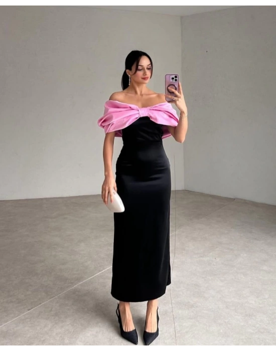 Pembe Önü Fiyonklu Elbise