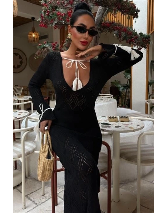 Püskül Bağcık Detaylı V Yaka Ajurlu Elbise 2850