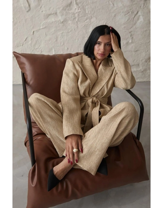 Sarı Beli Kuşaklı Ceket Ve Pantolon Parlak Takım