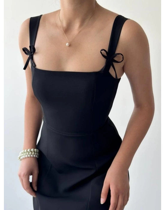 Steel Fiyonk Detay Elbise