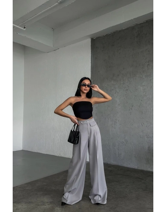 Üç Düğme Detayli Palazzo Pantolon