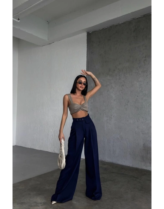 Üç Düğme Detayli Palazzo Pantolon