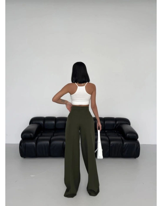 Üç Düğme Detayli Palazzo Pantolon