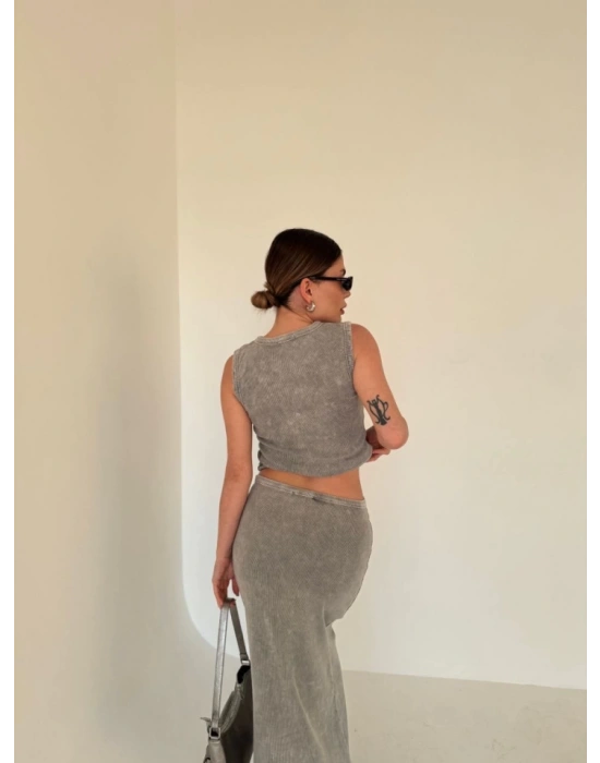 Uzun Etekli Önü Düğmeli Badi İkili Takım Gri