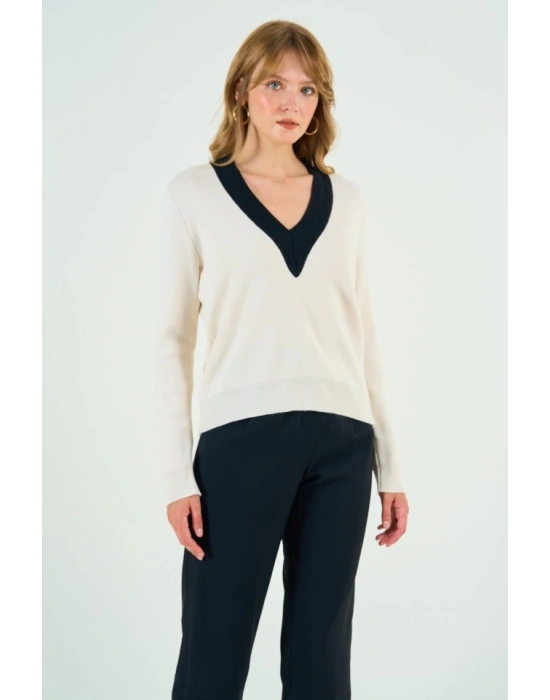 V Yaka Triko Kazak  KremSiyah