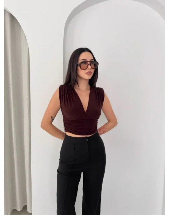 Vatkalı Kolsuz V Yaka Drapeli Crop Bluz ikralı Fit  Kahverengi