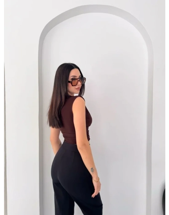 Vatkalı Kolsuz V Yaka Drapeli Crop Bluz ikralı Fit  Kahverengi