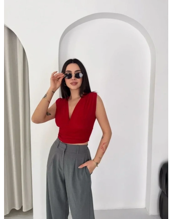 Vatkalı Kolsuz V Yaka Drapeli Crop Bluz ikralı Fit  Kırmızı