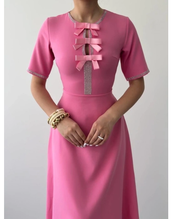 Wera Taşlı Fiyonk Detaylı Elbise