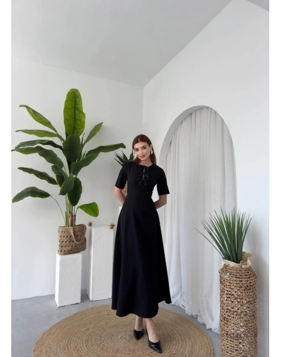 Wera Taşlı Fiyonk Detaylı Elbise