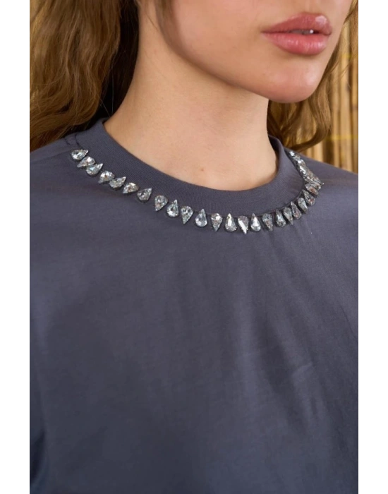 Yakası Taşlı Tshirt  Füme