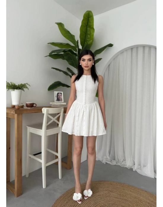 Yema Düğme Detaylı Elbise