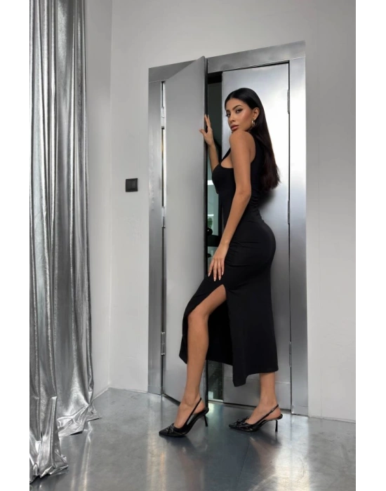 Yüzücü Yaka Spor Elbise