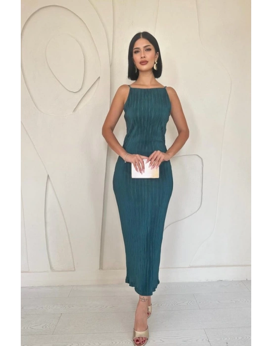 Zümrüt Piliseli Halter Boyun Elbise