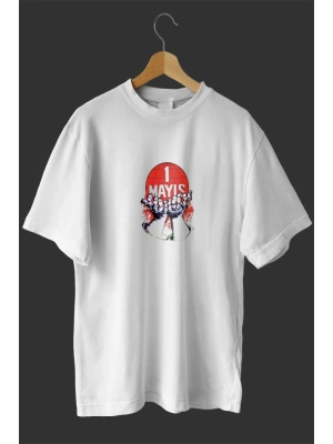1 ayıs Emekçilerimiz İçin Özel Tasarım 1 ayıs Dünya Baskılı Tshirt  Beyaz