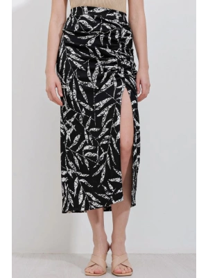 1880 Yırtmaçlı Etek  D. Siyah