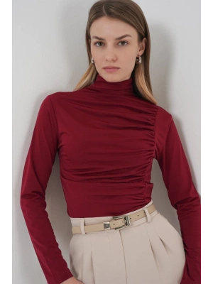 9 Büzgü Detaylı Dik Yaka Sandy Bluz  Bordo