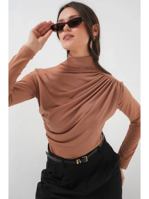 925 Büzgü Detaylı Sandy Bluz  Bisküvi