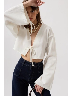 Bağlama Detay Uzun Kol Bluz