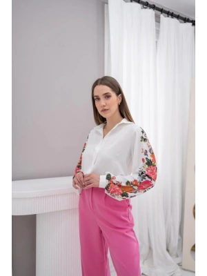 Beyaz Kolu Çiçekli Gömlek
