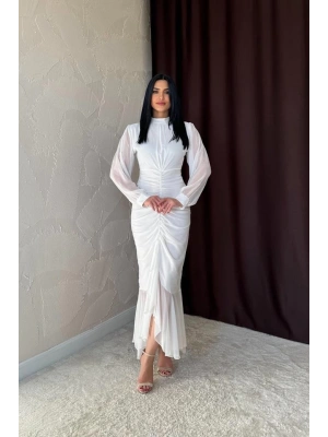 Beyaz Önü Büzgülü Şifon Elbise
