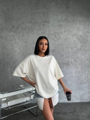 Düz Biskilet Yaka  Tshirt  Beyaz