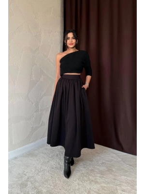 Siyah Beli Büzgülü Etek