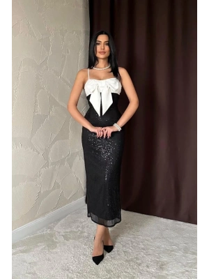 iyah Önü Fiyonklu Garnili Elbise