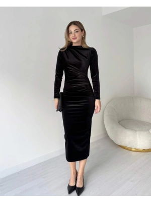 iyah Uzun Kollu Büzgü Detay Kadife Kumaş Midi Boy Elbise