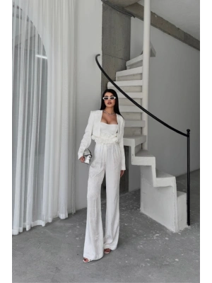 JAKARLI BLUZU TASARI DETAYLI CEKETPANTOLONBLUZ 3 LÜ TAKI  Beyaz