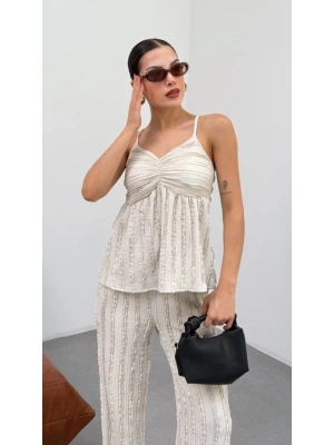 Kadın Bej Dokulu Askılı Üst Ve Bol Paça Pantolon 2’li Takım
